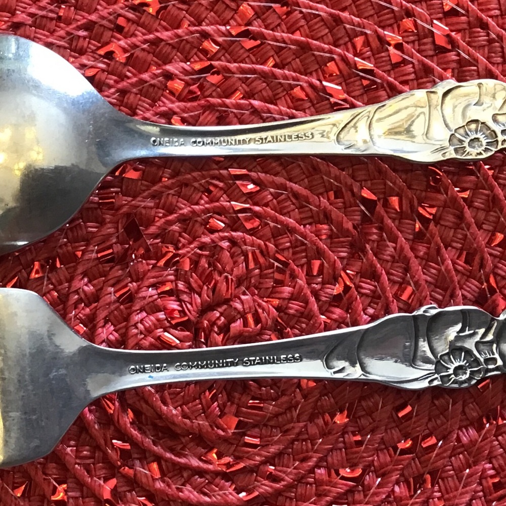 Oneida Peter Rabbit baby flatware set. Vintage - Picture 6 of 6
